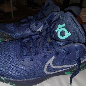 Nike KD Trey 5 IX Obsidian Clear Emerald